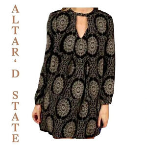Altar'd State floral embroidered mini skydress size Small‎